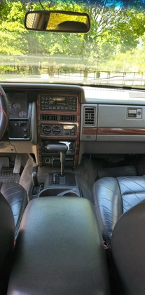 Jeep Grand Cherokee cena 21500 przebieg: 312160, rok produkcji 1995 z Puławy małe 191